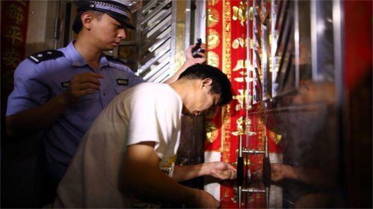 池州请开锁师傅开了锁后，师傅为什么一般都不进门，就算主人请也不进去？